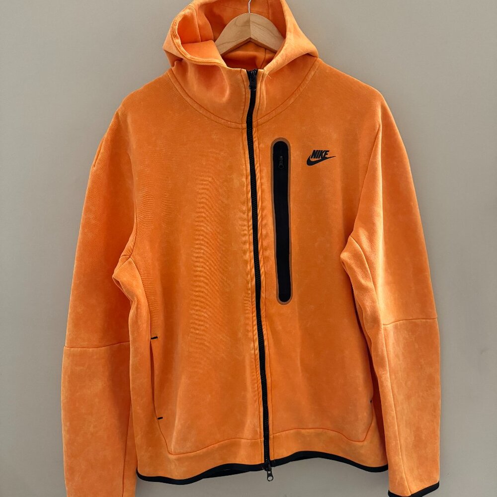 Nike Men's Sportswear Tech Fleece Wash Full-Zip Hoodie Kumquat DM6515-886 Size L